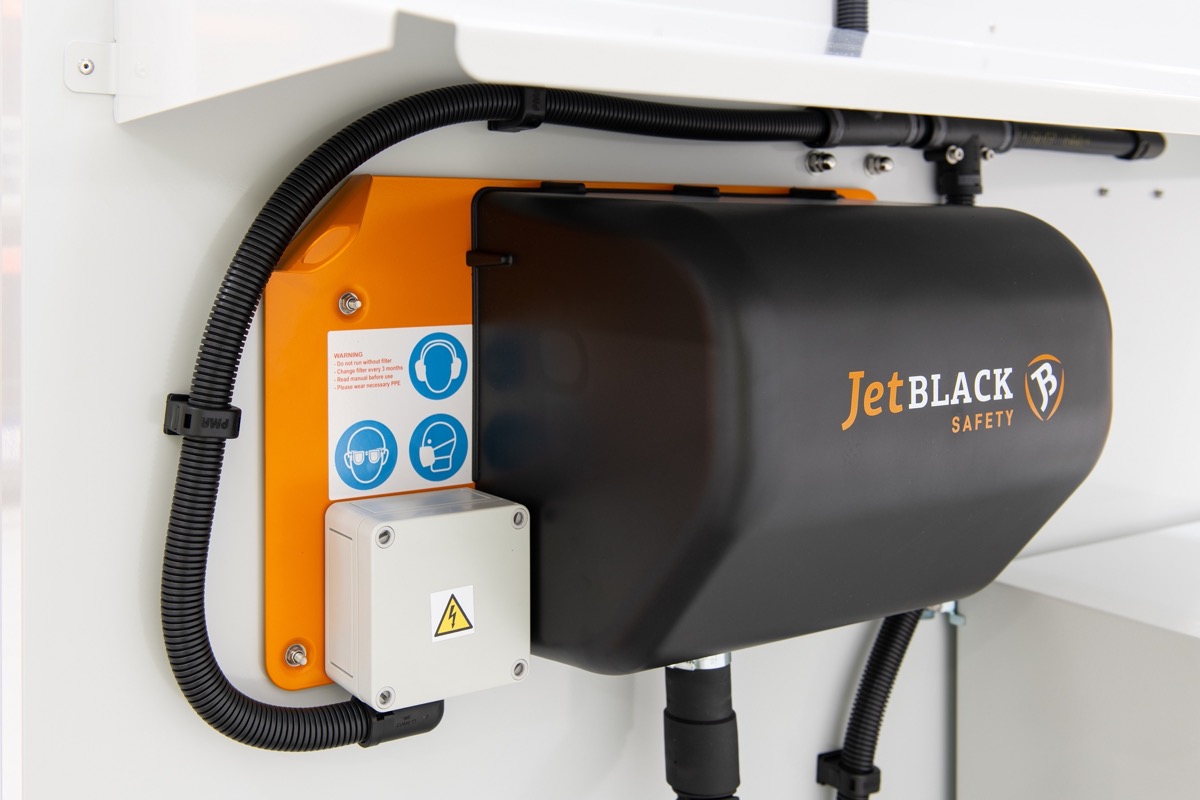 JetBlack - BH01 Standard Personnel Cleaning Booth -  air blower unit